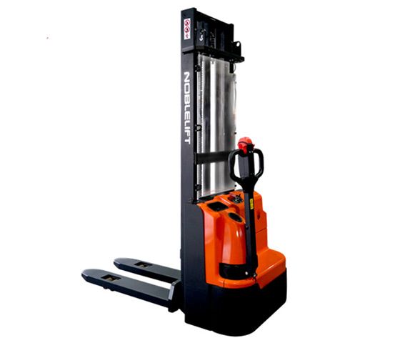 Самоходный штабелер Noblelift ECL15B (3600)
